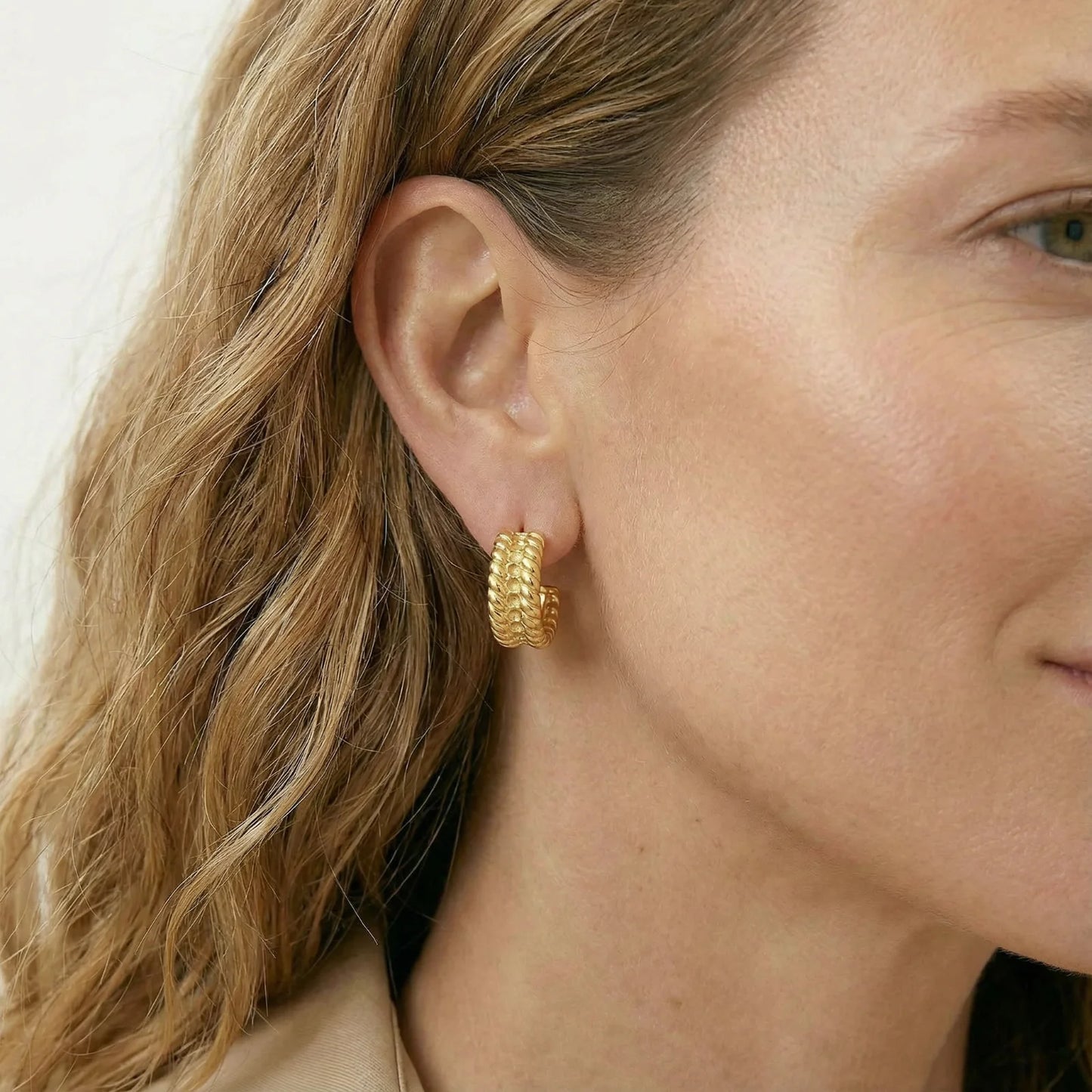 Twisted Confidence Hoops